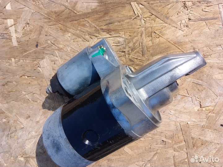 Стартер SR18DE Nissan Bluebird U14