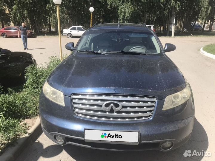 Infiniti FX35, 2005