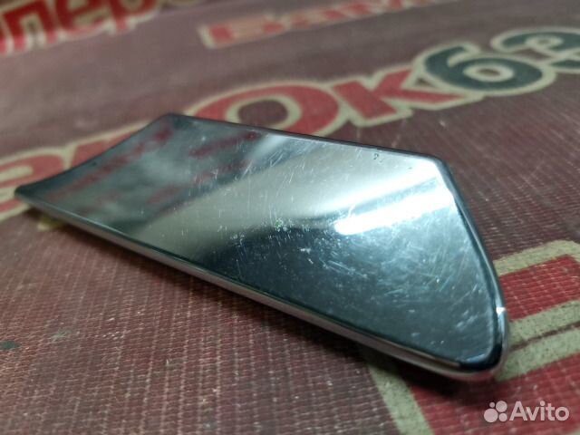 Крышка форсунки омывателя передний правый Ford Kug