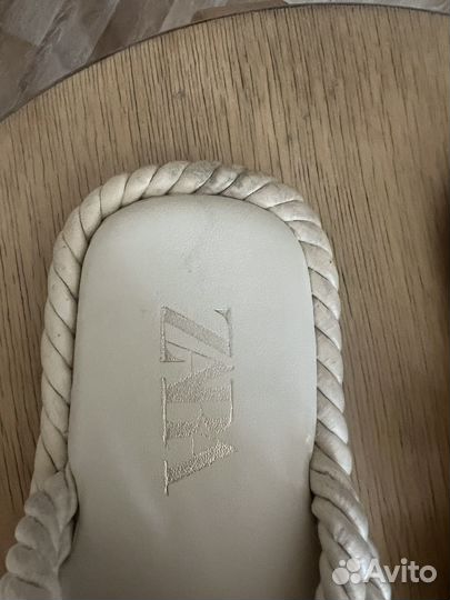 Шлепки zara