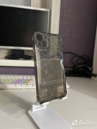 Чехол на iPhone 14