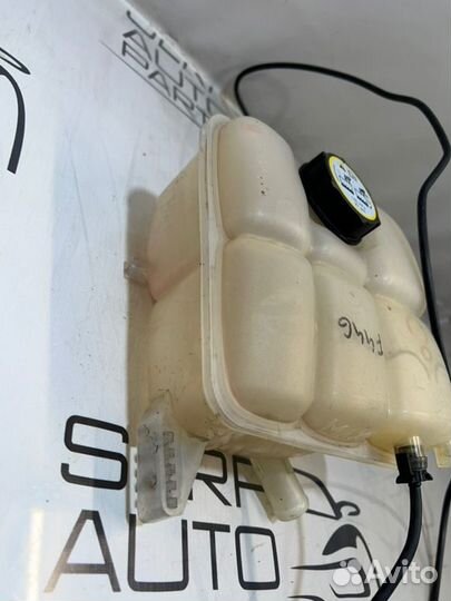 Бачок расширительный Ford Focus 3 CB8 1.6L duratec