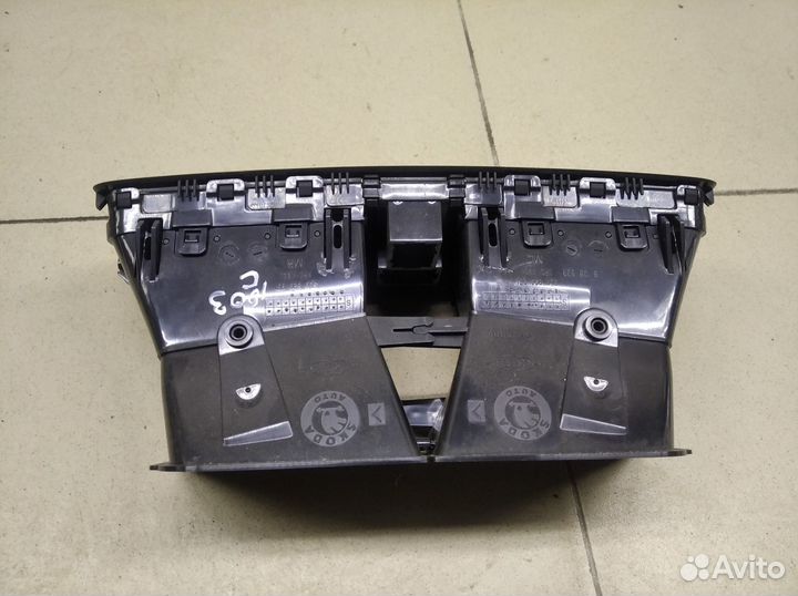 Дефлектор воздушный Yeti 2009