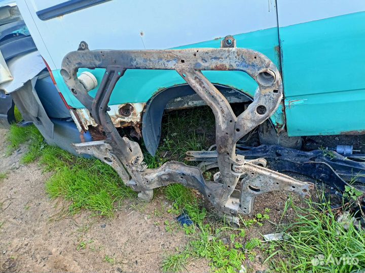 Передний подрамник opel vectra b