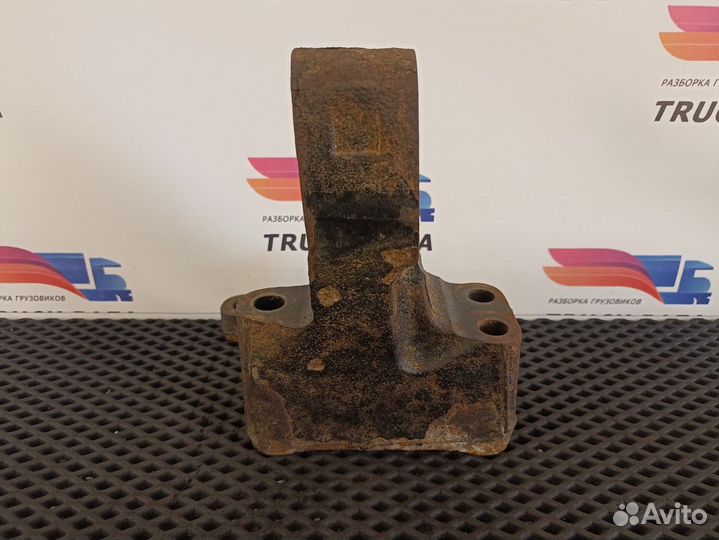 Кронштейн двигателя задний правый