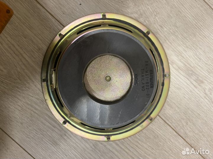 Сабвуферы и колонки