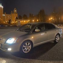 Toyota Avensis 2.4 AT, 2004, 178 000 км, с пробегом, цена 790 000 руб.