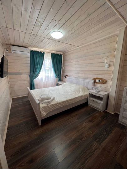 Коттедж 180 м² на участке 3 сот.