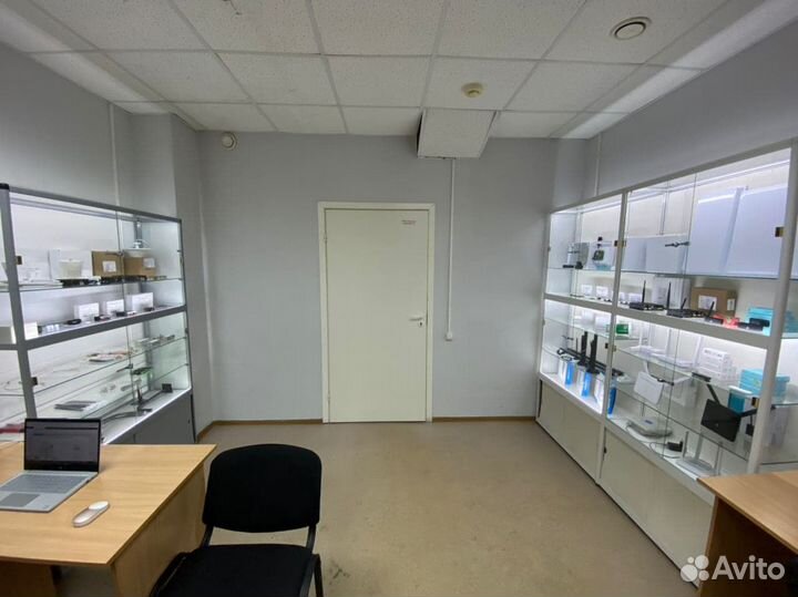 Антенна 2G/3G/4G mimo 18 дБ KAA18-1700/2700 BOX