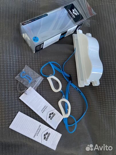 Arena tracks junior soft seals/ hypoallergenic