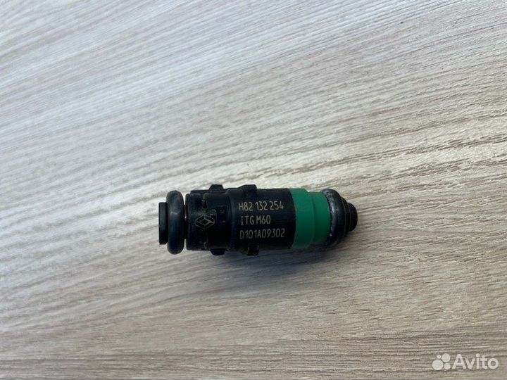 Форсунка топливная Renault Duster