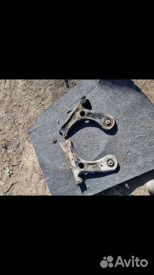 Skoda roomster рычаги передние