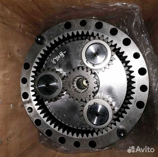 Редуктор поворота 31N6-10180