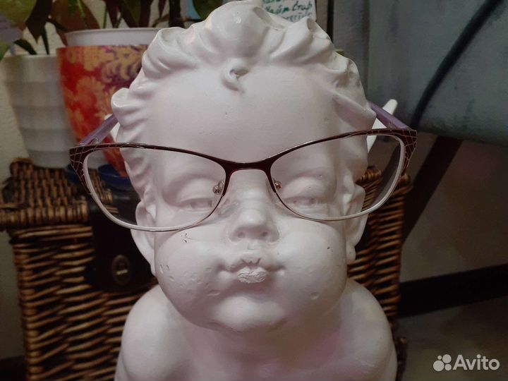 Очки с диоптриями минус 2,0