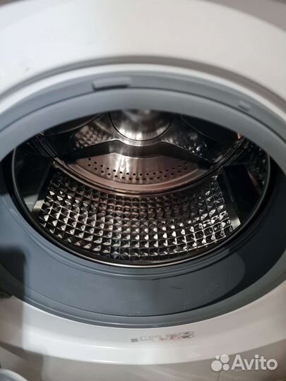 Стиральная машинка с сушилкой