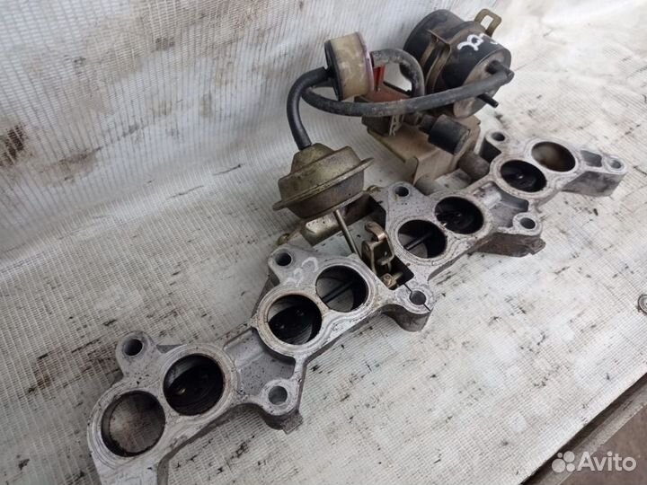 Впускной коллектор Toyota Carina E 1.6 (4A-FE )