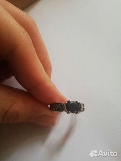Серебряное кольцо