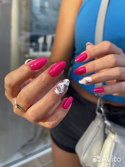 Наращивание ногтей