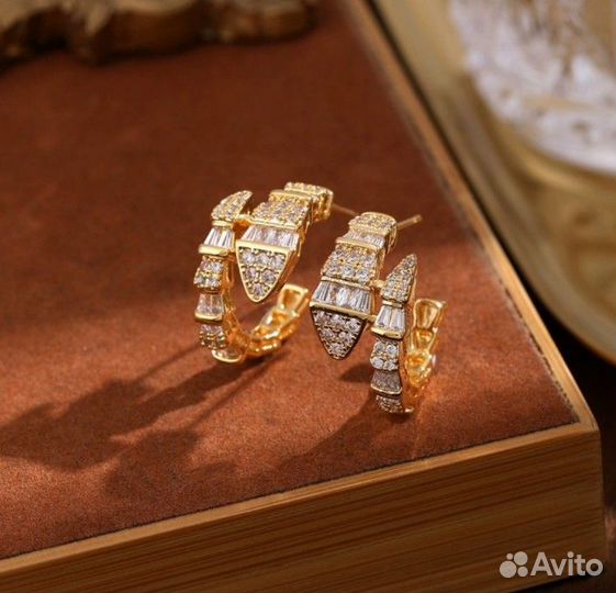 Серьги стиль Bvlgari