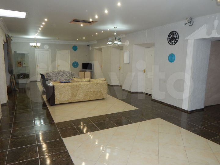 Свободного назначения, 870 м²