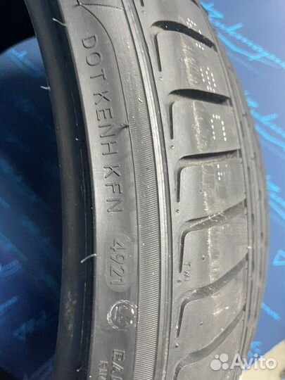 Kinforest KF-550 255/30 R21 93Y