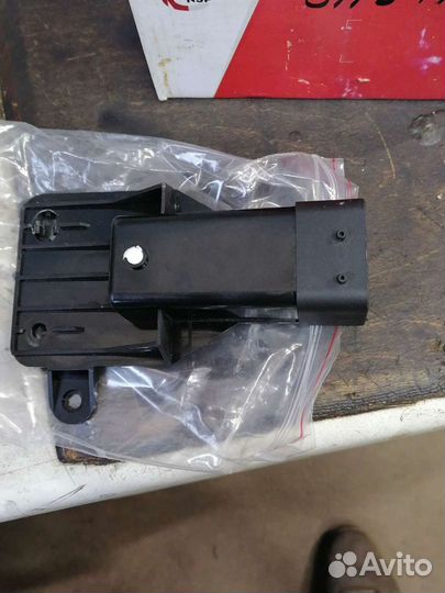 Продам блок управления вентилятором охлаждения VW