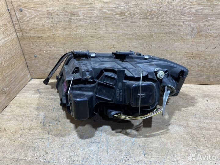 Фара правая Audi A6 C5 дорест 142161