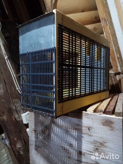 Изолятор для пчеломатки на 4 рамки