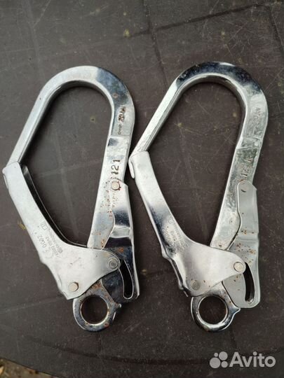 Карабин монтажный