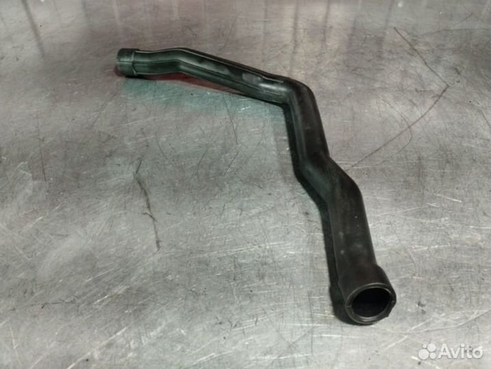 Патрубок (трубопровод, шланг) Mercedes C-Class