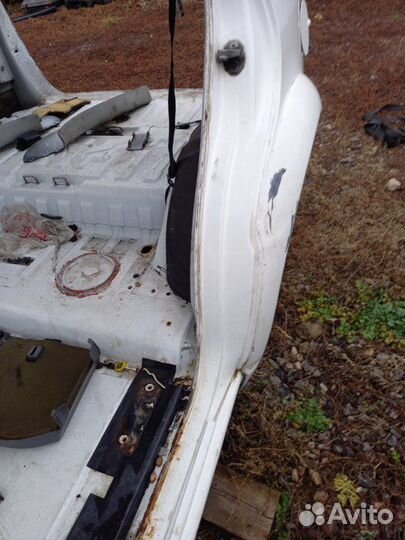 Крыло заднее левое Mercedes-Benz M-Class W163 M112