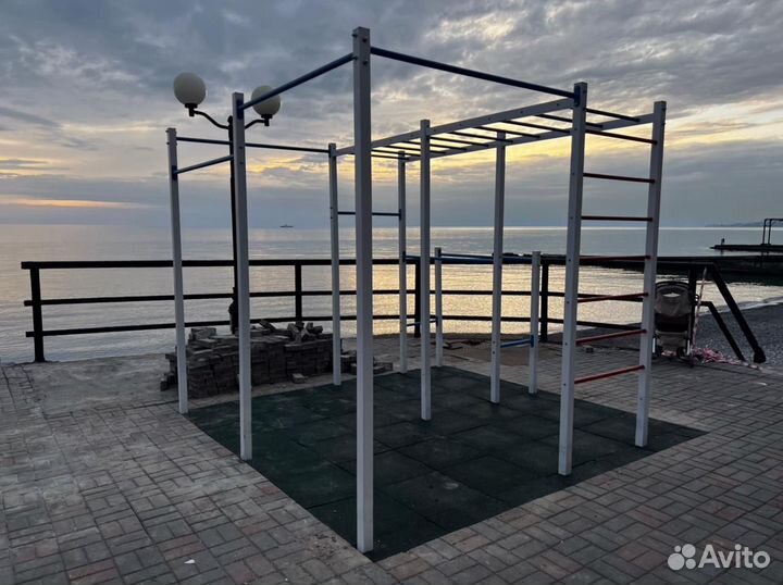 Спортивный комплекс воркаут для двора