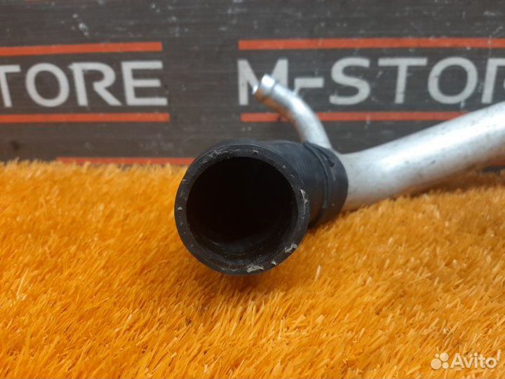 Патрубок системы охлаждения Bmw 3-Series E90