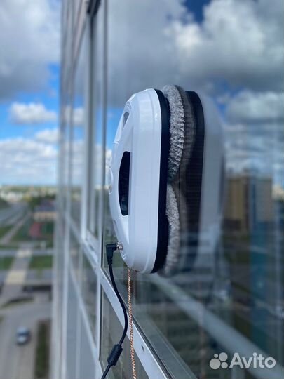 Робот мойщик окон