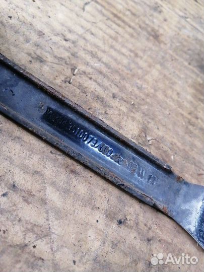 Кронштейн заднего поперечного рычага Mercedes-Benz