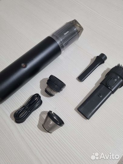 Автомобильный пылесос baseus