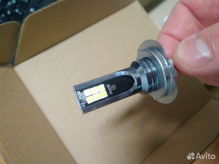 Лампочка h7 светодиодные. Цена за 2 шт