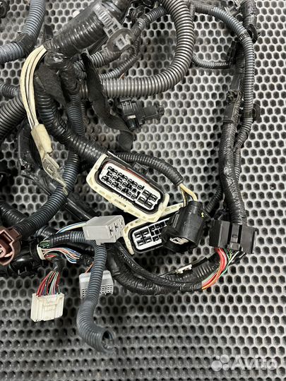 Коса фар Lexus is 250/350