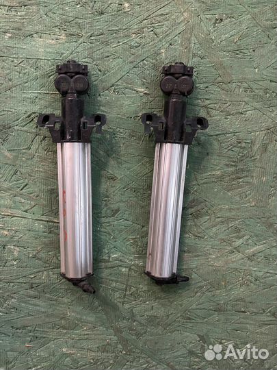 Форсунки омывателя фар Volvo S60