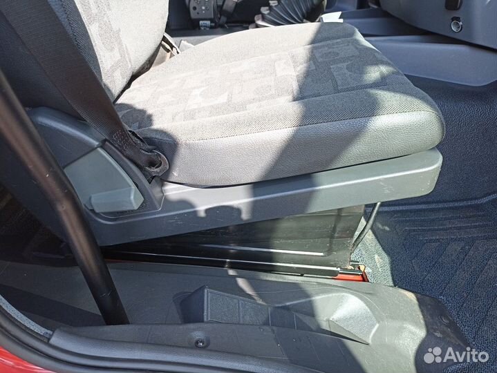 Сиденье пассажирское механическое