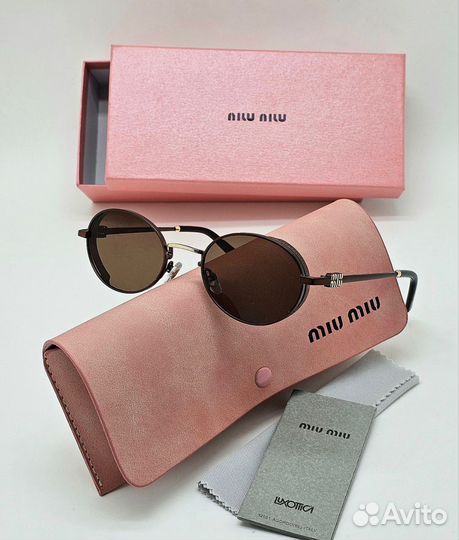 Солнцезащитные очки miu miu