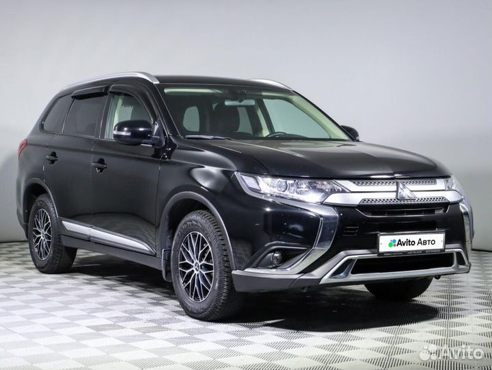 Mitsubishi Outlander 2.0 CVT, 2021, 65 214 км