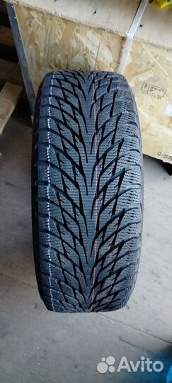 Nokian Tyres Hakkapeliitta R2 205/50 R17 93R