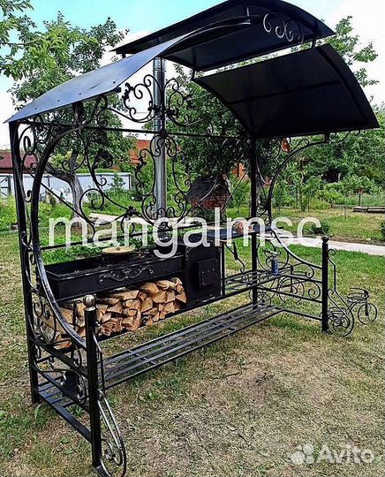 Мангал с крышей лофт