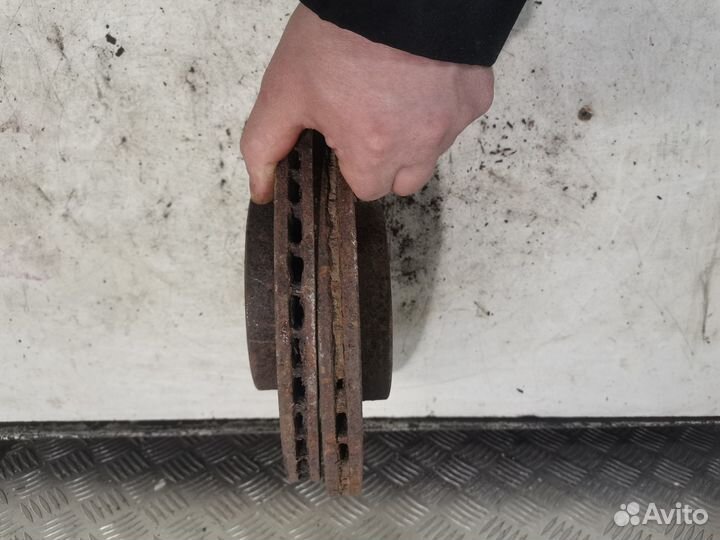 Диск тормозной передний рено Лагуна 1 Laguna