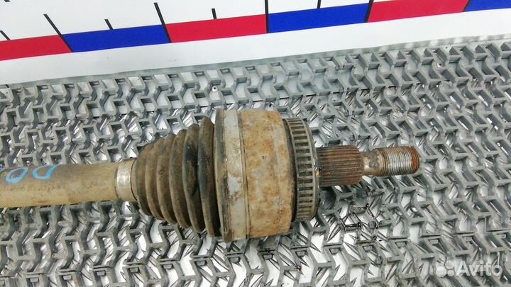 Полуось задняя (приводной вал, шрус) Mercedes-Benz