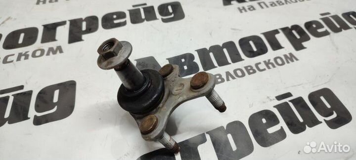 Шаровая опора левая Volkswagen Passat Cc 357 CAW