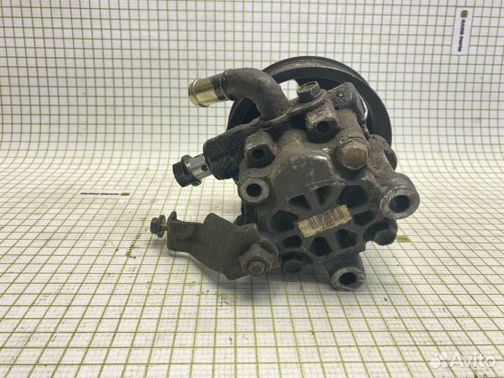 Насос гидроусилителя для Toyota Avensis II