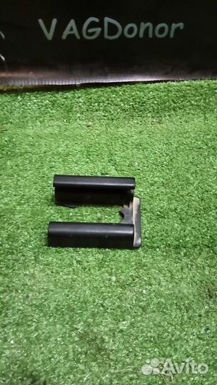 Защитный кожух направляющей сиденья a4b7