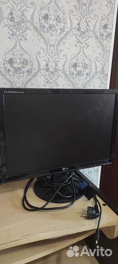 Монитор LG